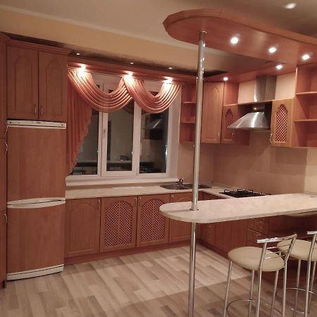 Двухкомнатная Квартира С Кухней Студией Бровары. Brovary Exterior foto